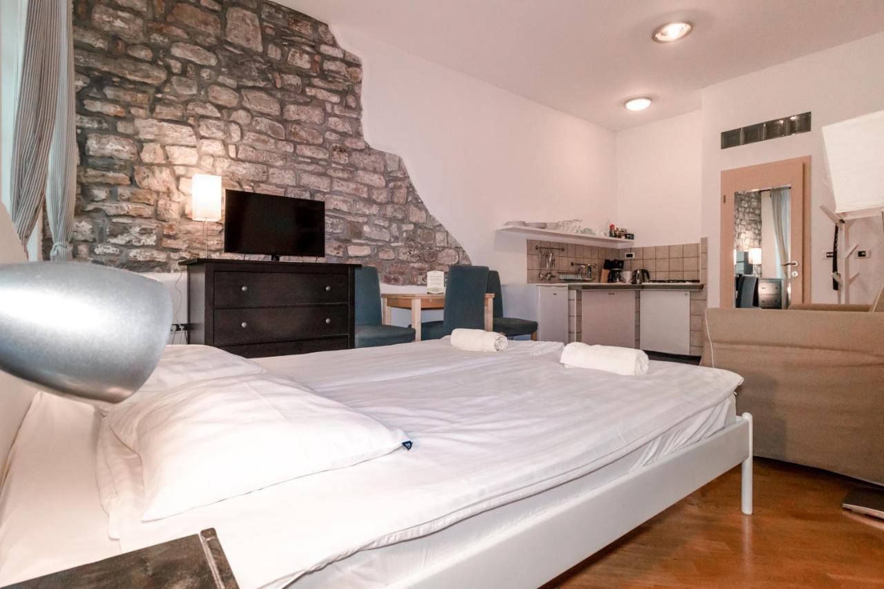 Apartments Music House Піран Екстер'єр фото